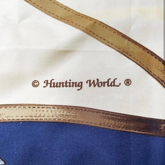 Hunting World Unique Multicolor Scarf - Picture 3 of 9